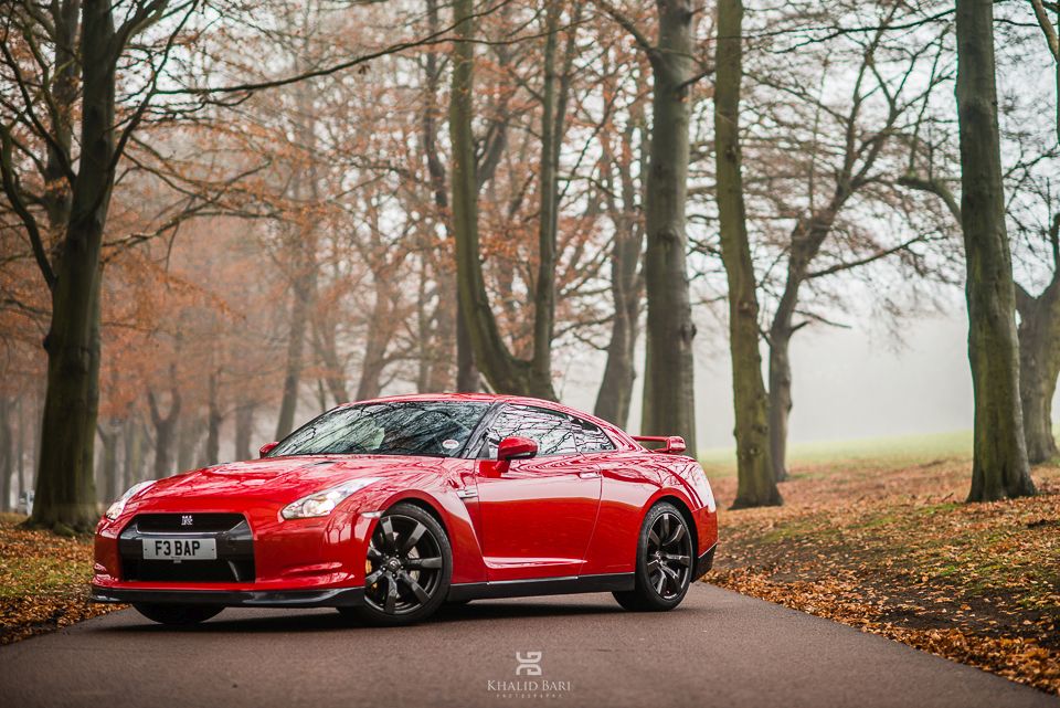 2010 Nissan GT-R Image 1