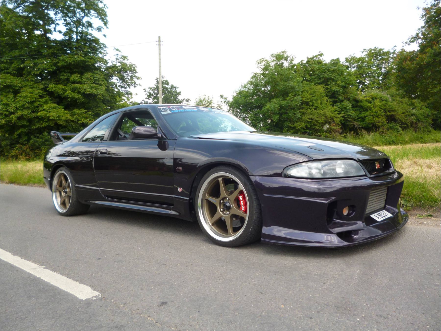 1998 Nissan Skyline Image 1