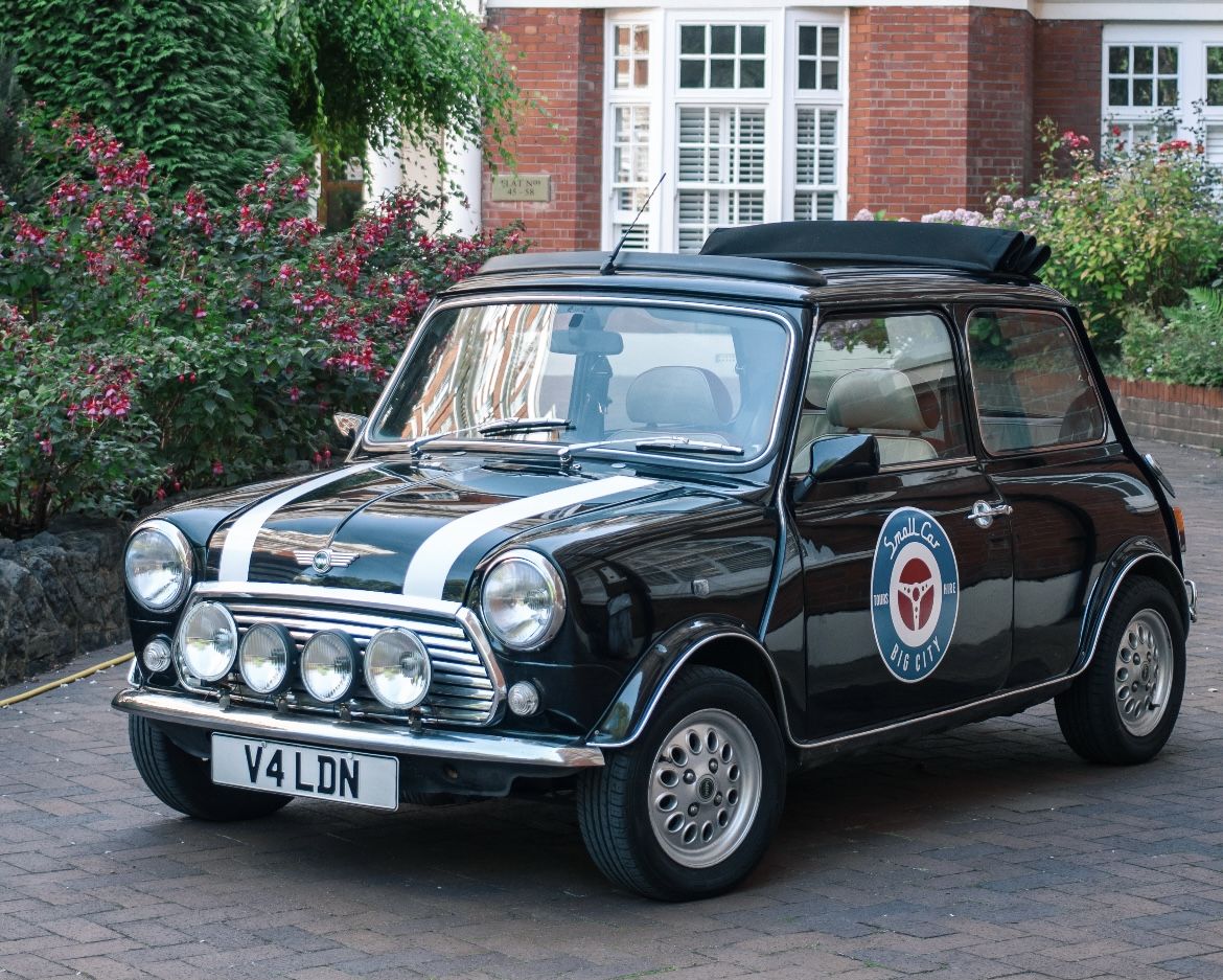 2000 Rover Mini Image 1