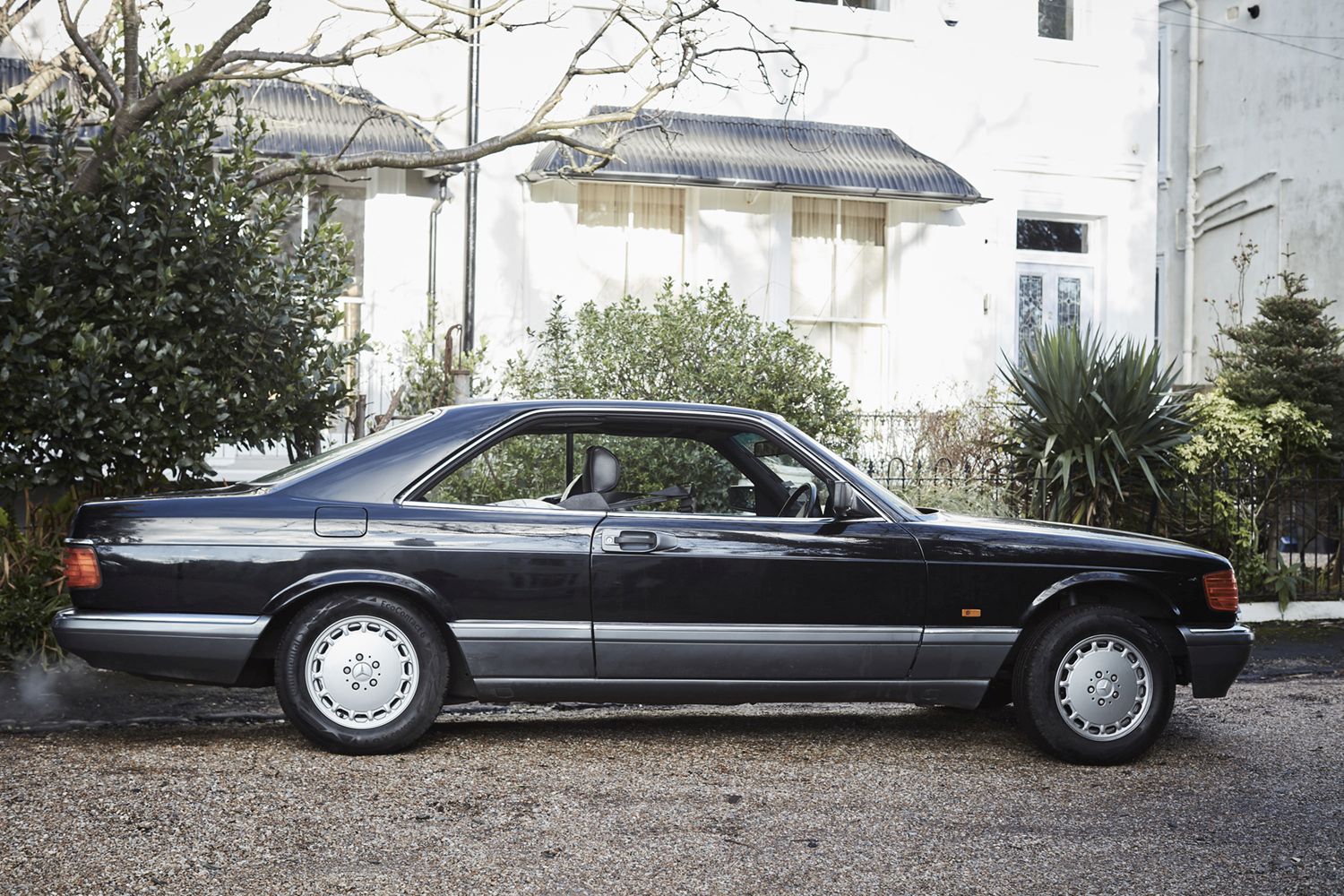 1988 Mercedes-Benz S-Class Image 1