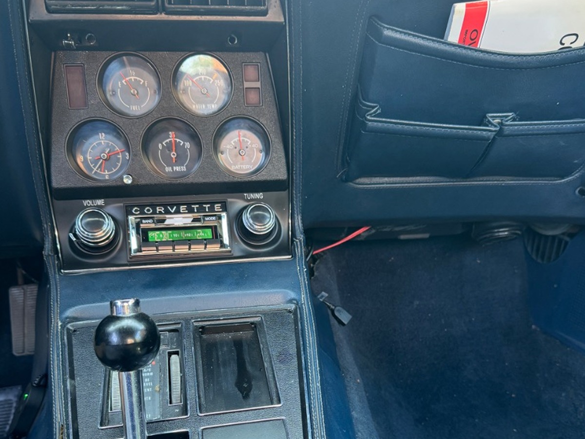 1973 Chevrolet Corvette Image 9