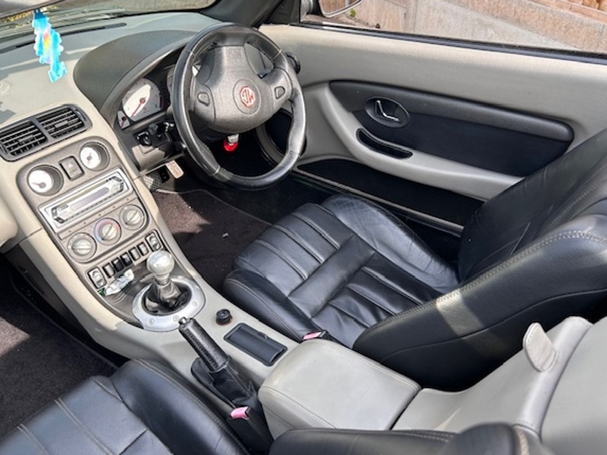 2003 MG TF Image 7