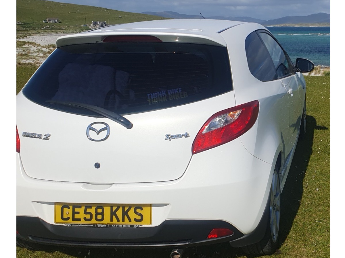 2008 Mazda 2 Image 3