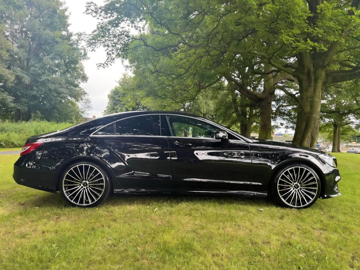 2015 Mercedes-Benz Cls-Class Image 2