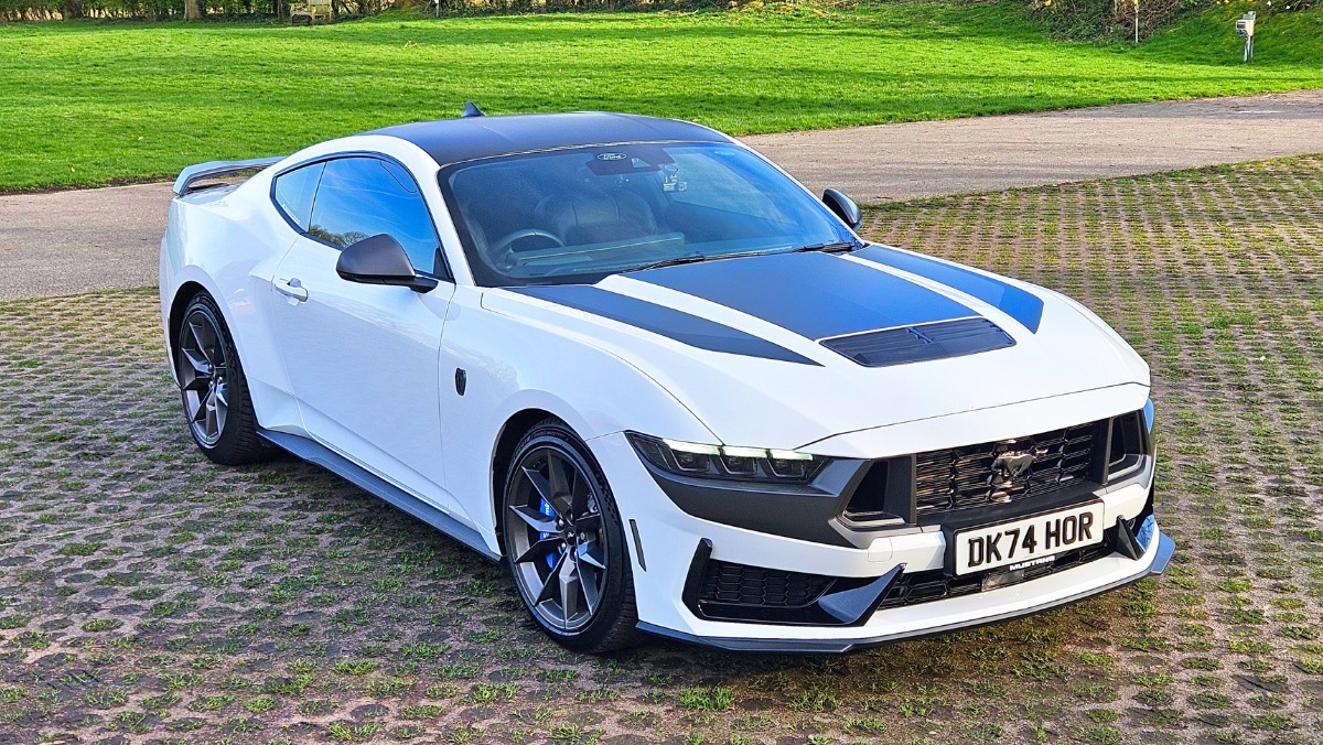 2024 Ford Mustang Image 3