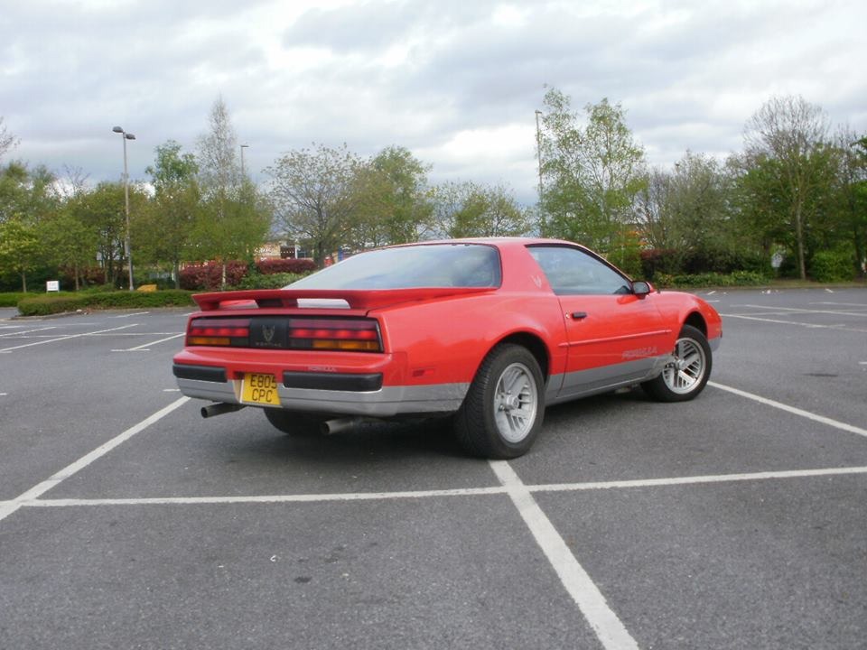 1988 Pontiac Firebird Image 4