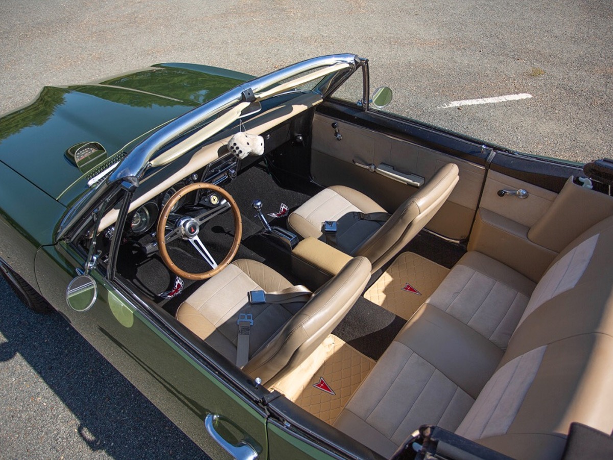 1967 Pontiac Firebird Image 14