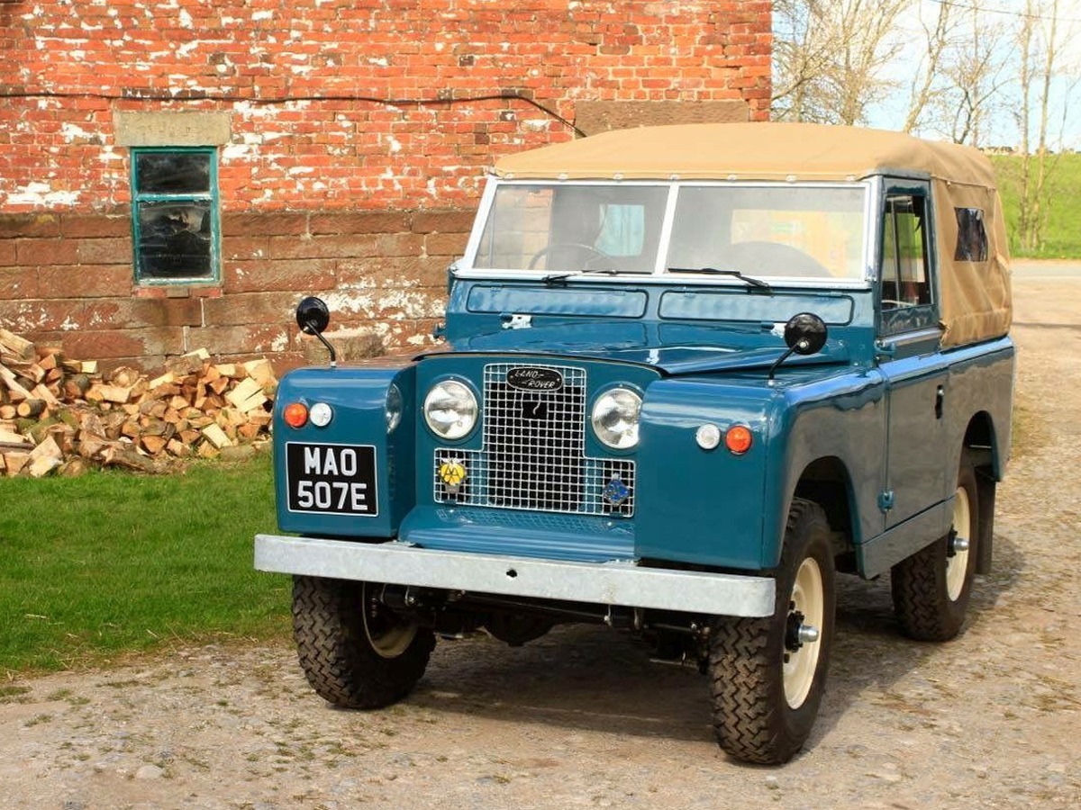 1967 Land Rover Series 2 Image 1