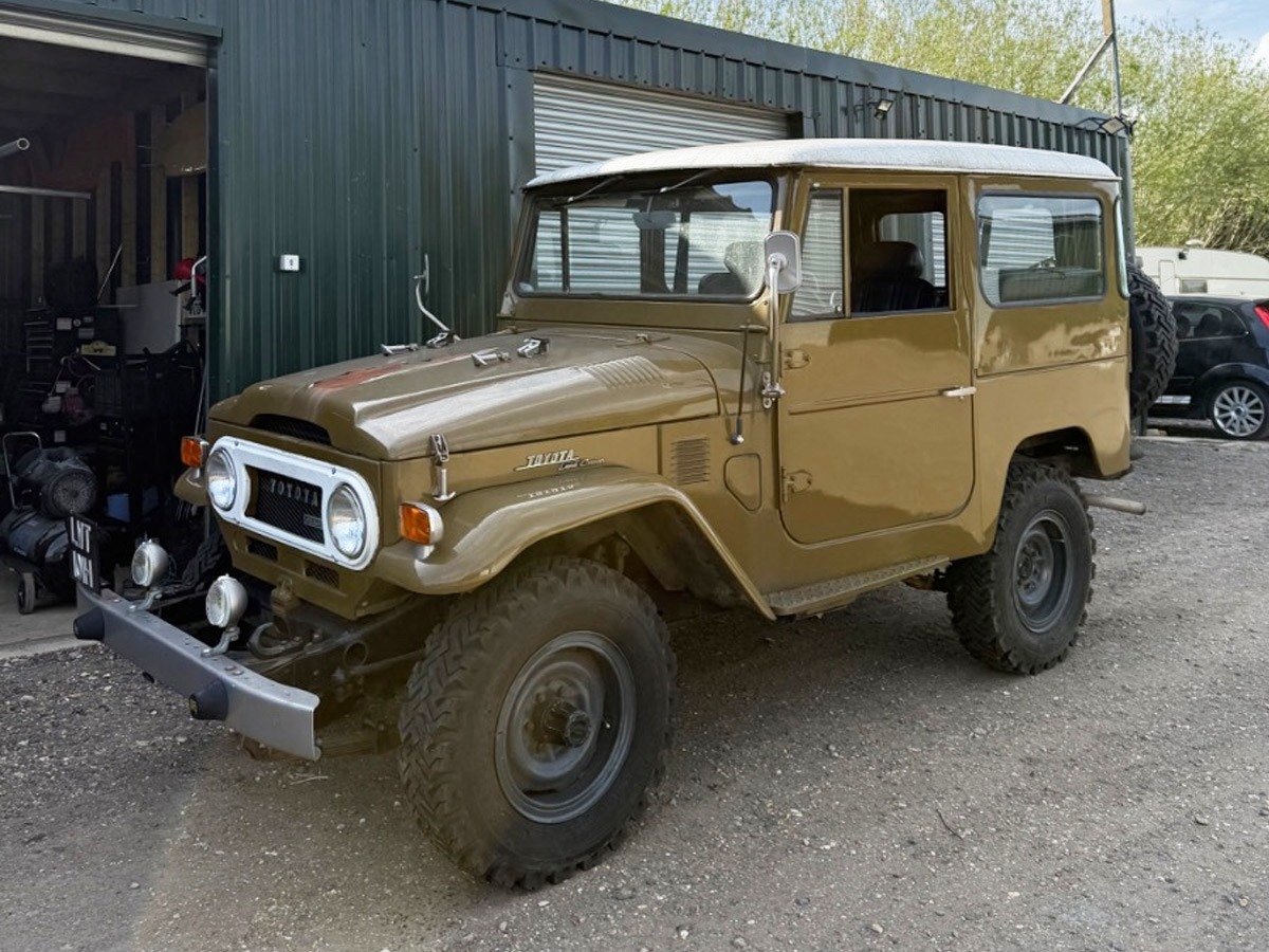 1974 Toyota Land Cruiser Image 1