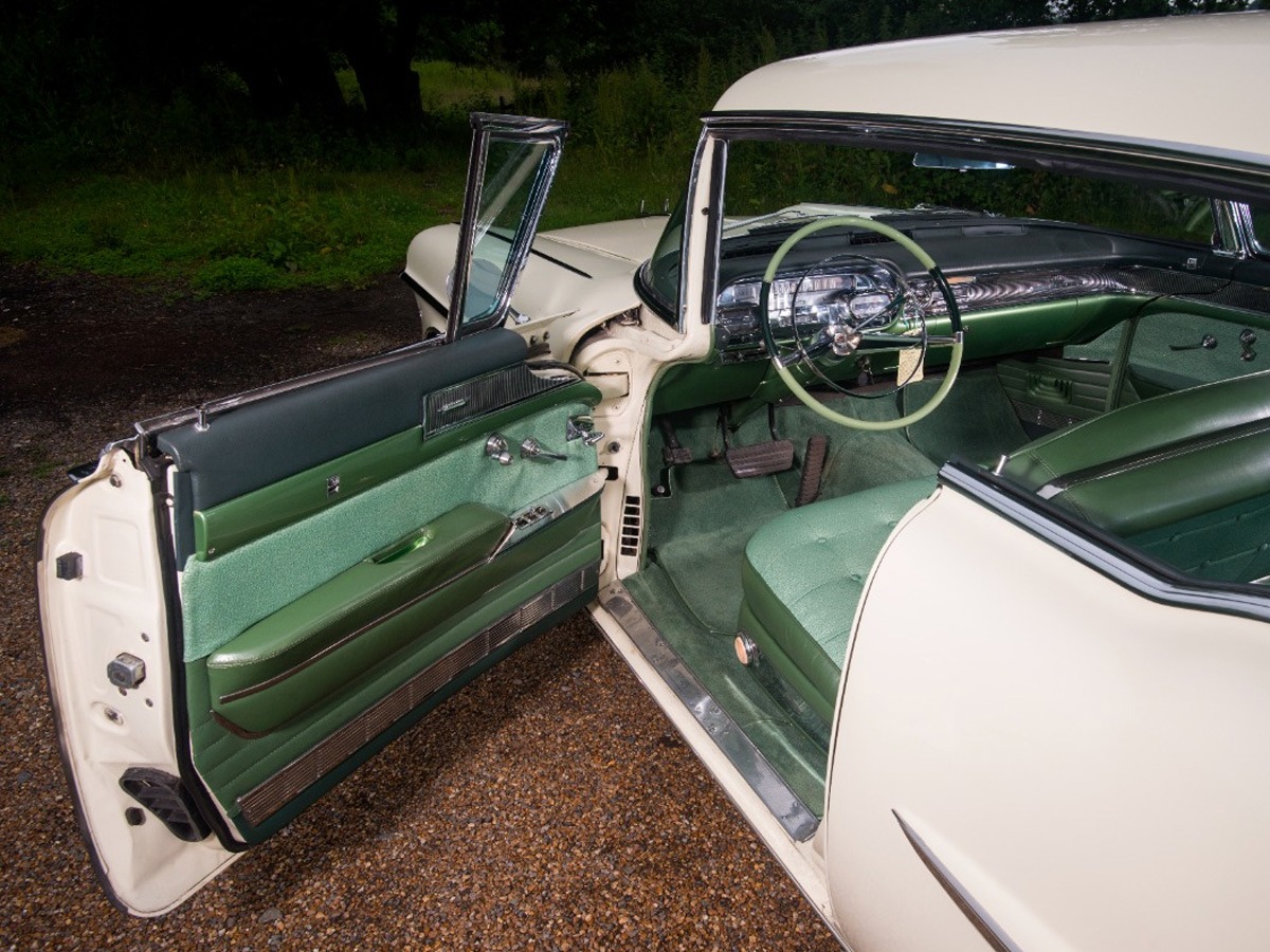 1958 Cadillac Fleetwood Image 2
