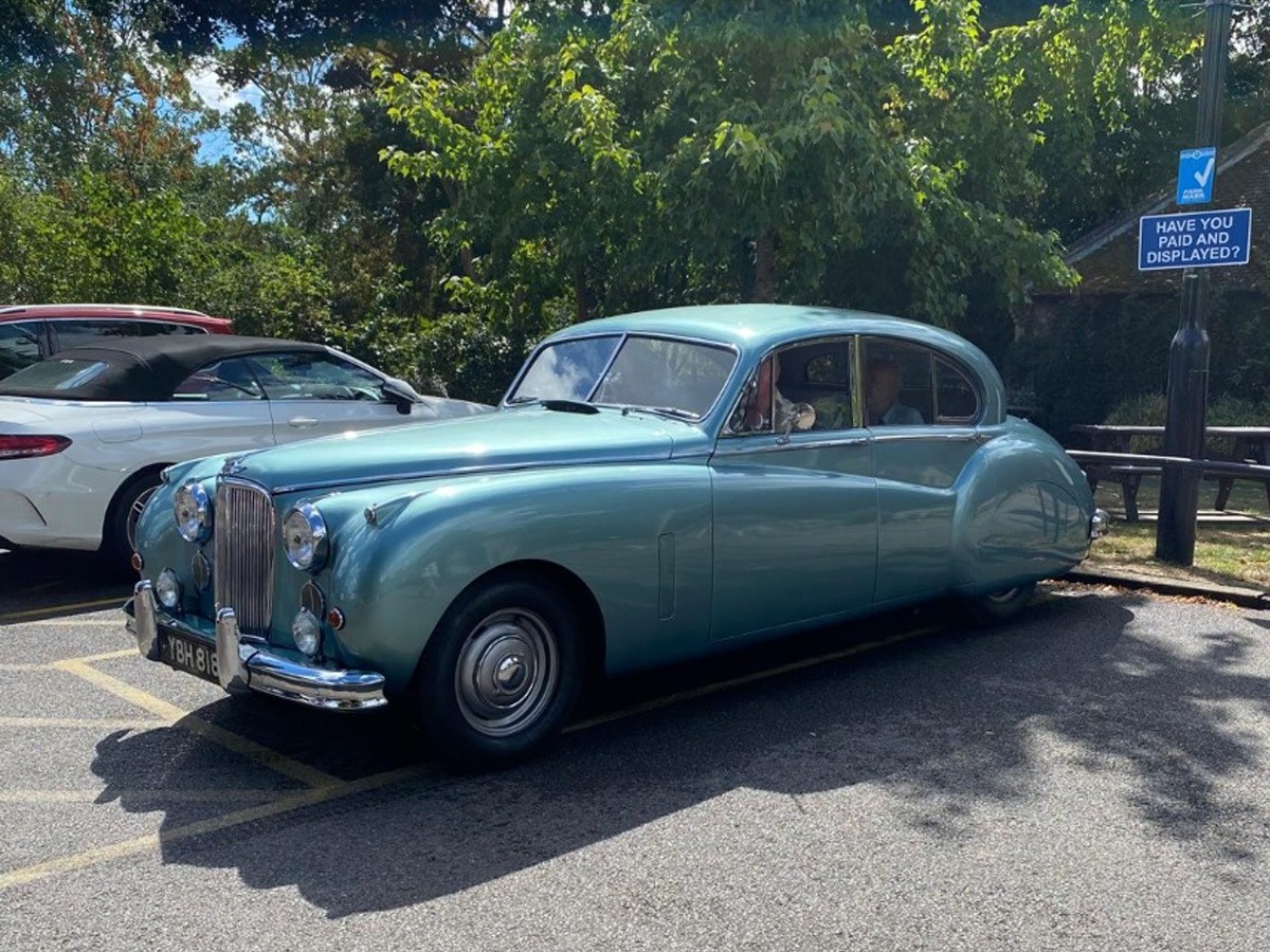 1956 Jaguar MK VII Image 2