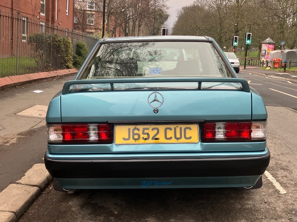 1991 Mercedes-Benz 190E Image 4