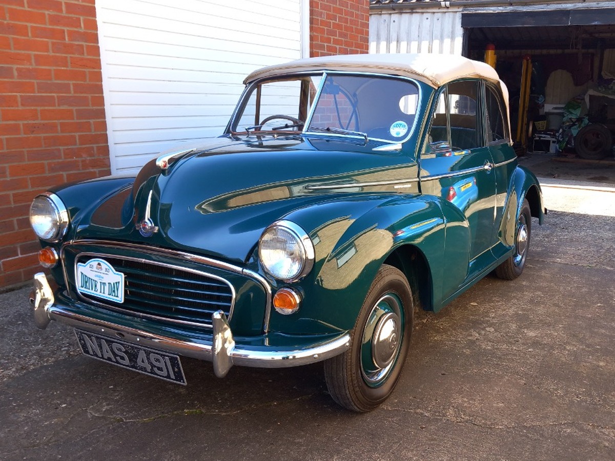 1956 Morris Minor Image 1