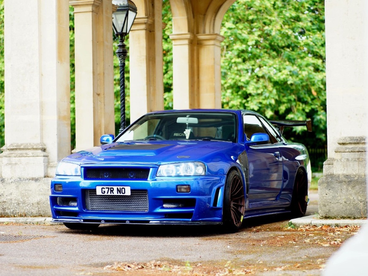 1999 Nissan Skyline Image 2