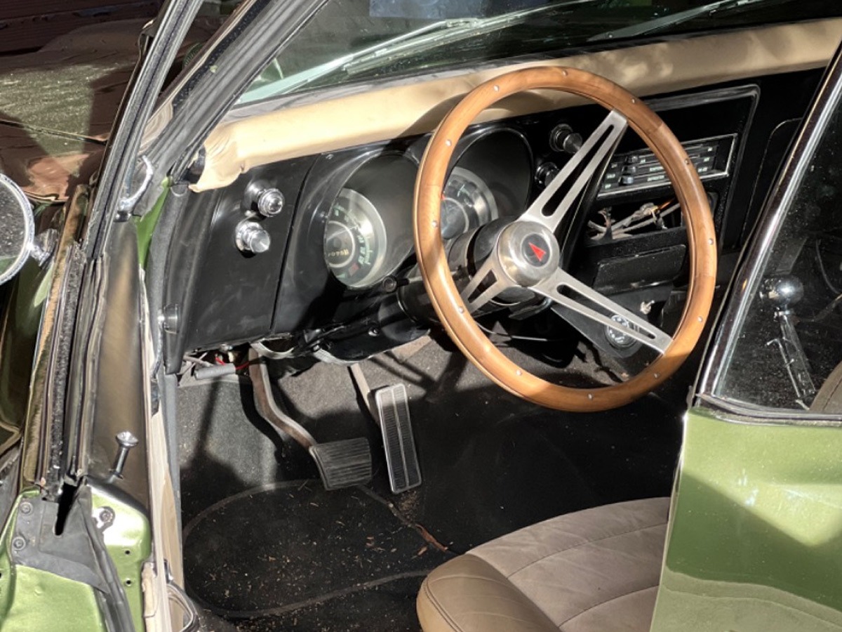 1967 Pontiac Firebird Image 7