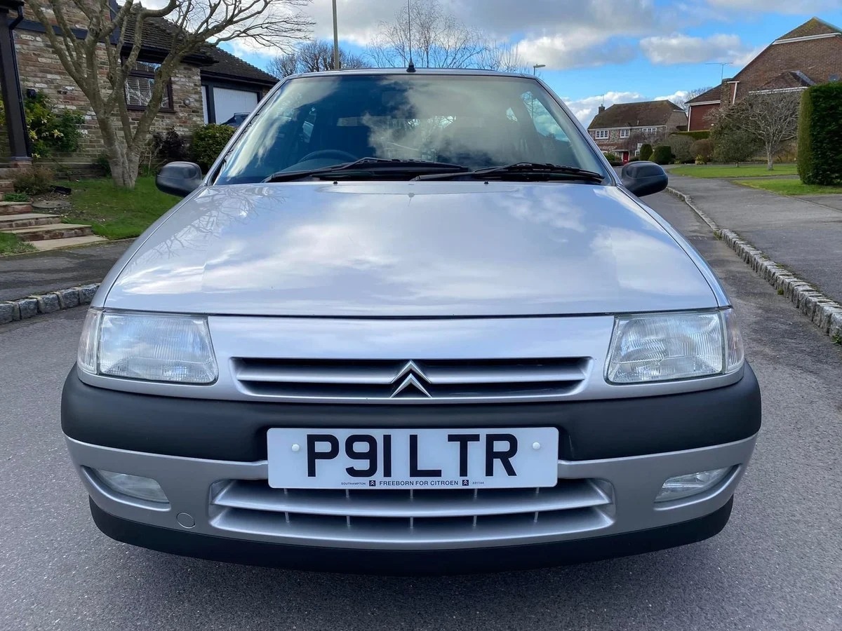 1997 Citroen Saxo Image 2