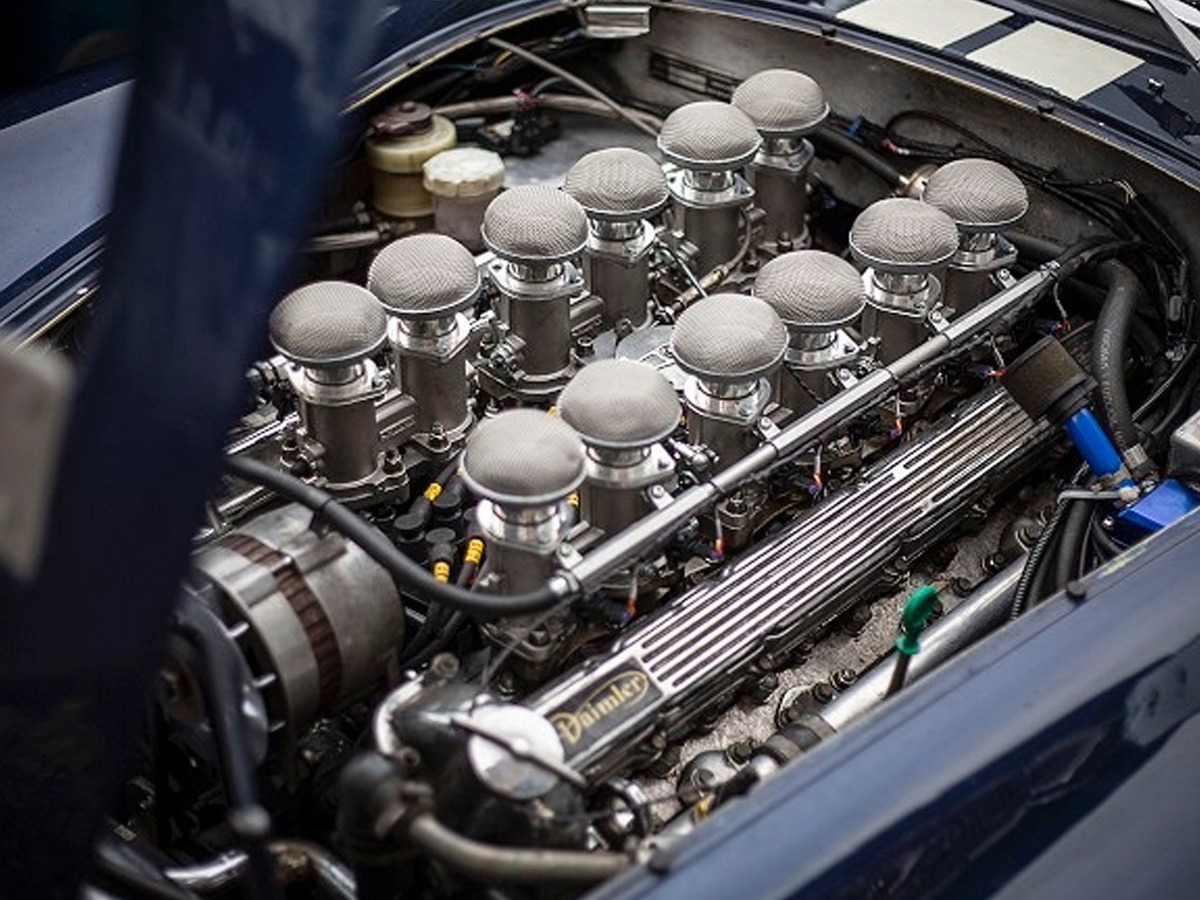 1973 AC Cobra Image 12