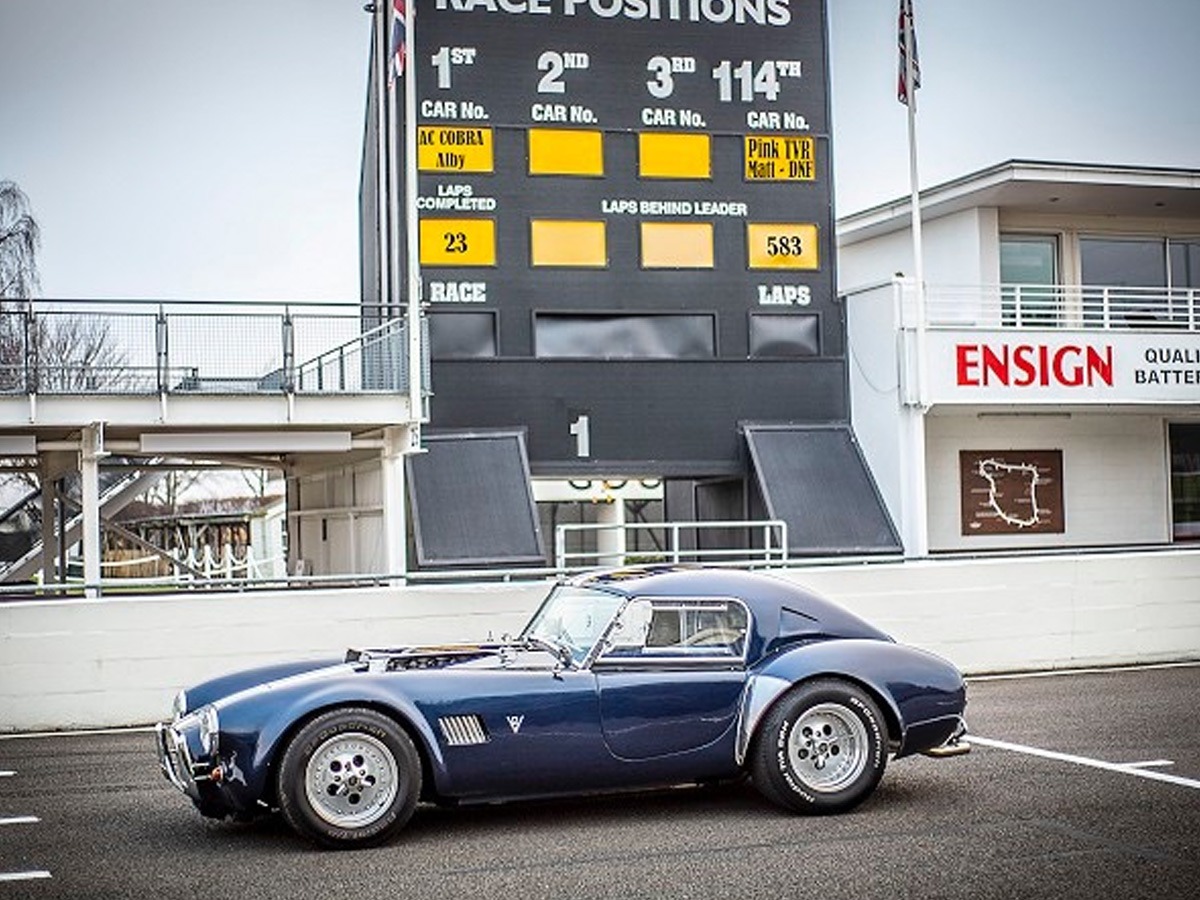 1973 AC Cobra Image 14
