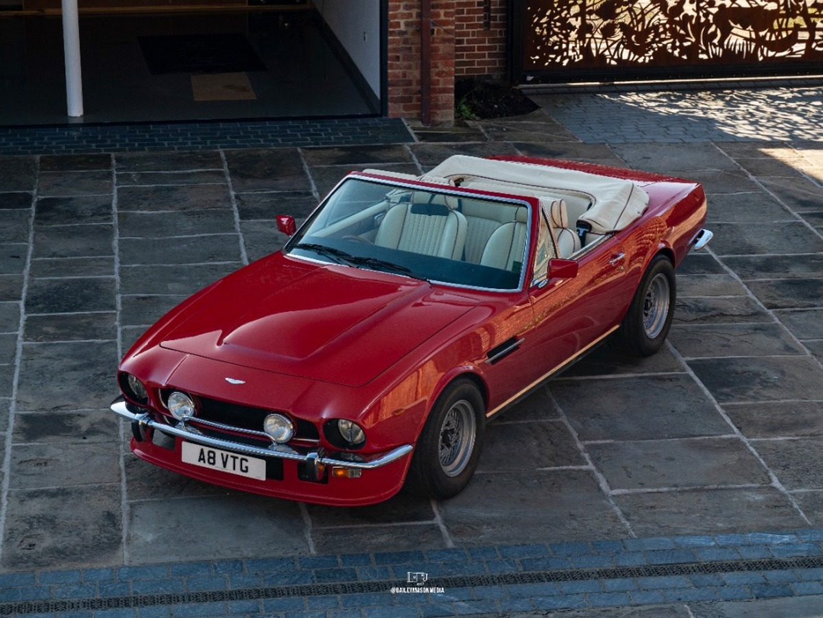 1983 Aston Martin V8 Vantage Image 2