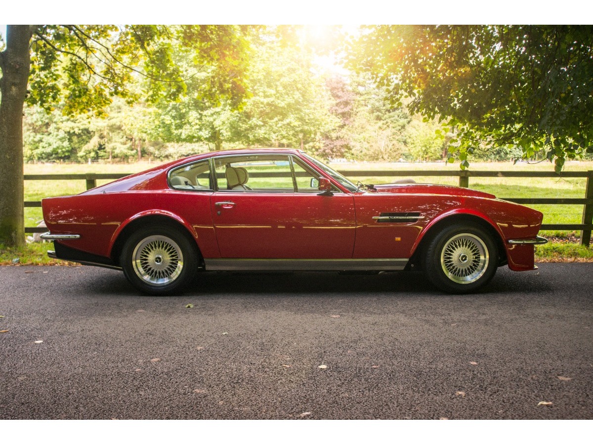 1988 Aston Martin V8 Vantage Image 4