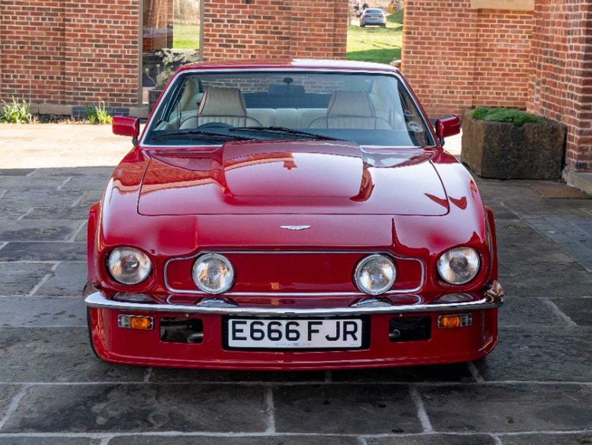 1988 Aston Martin V8 Vantage Image 6