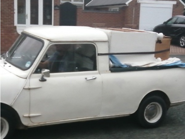 1973 Austin Mini Image 2