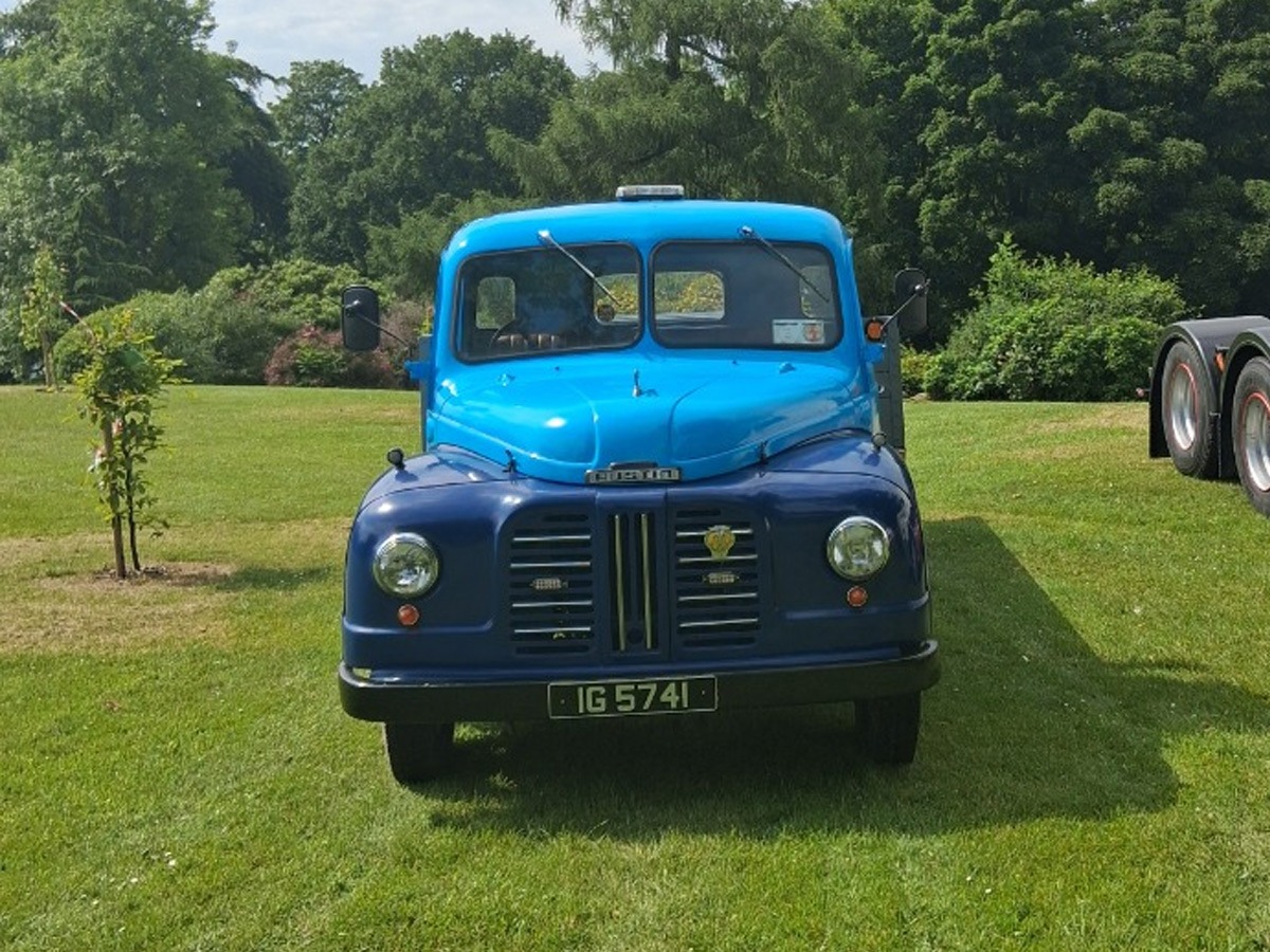 1953 Austin 3 Litre Image 2