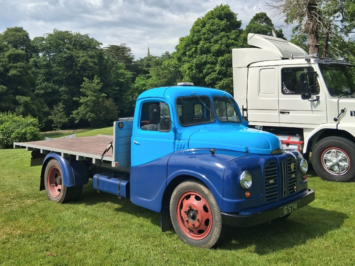 1953 Austin 3 Litre Image 3