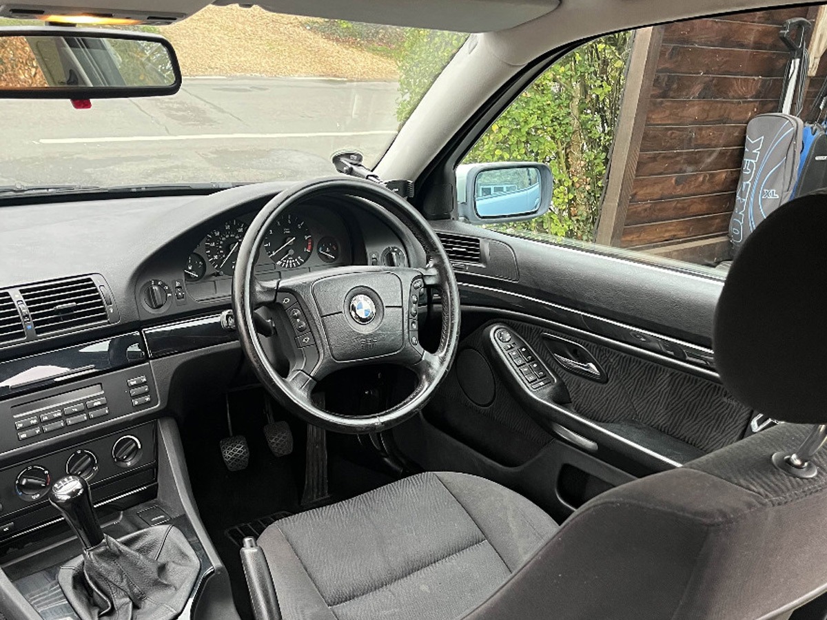 1998 BMW 5 Series Image 8