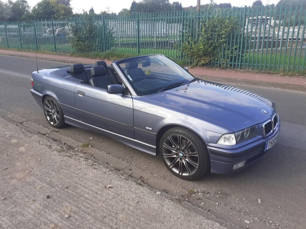 1999 BMW 3 Series Image 1