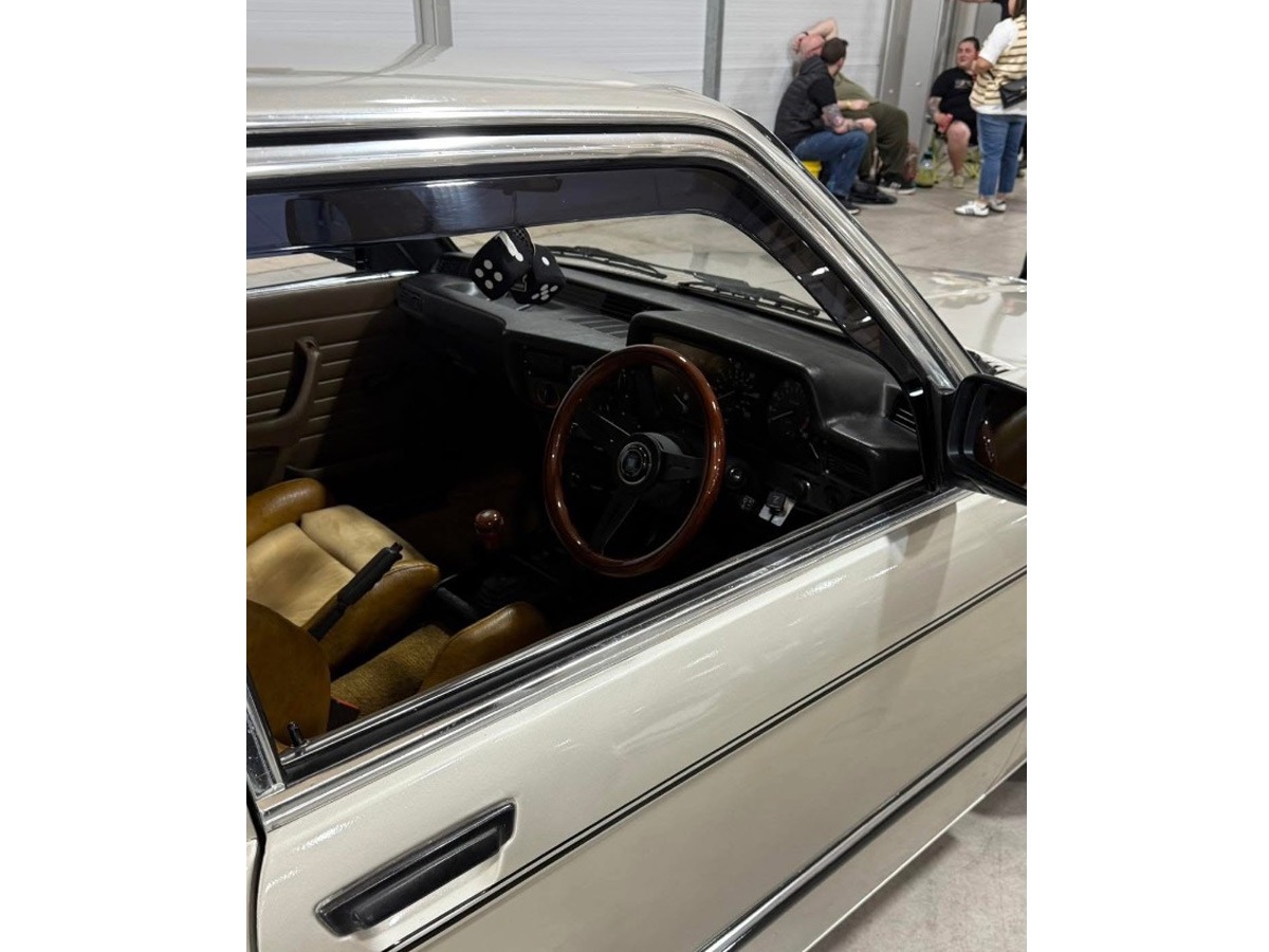 1982 BMW 3 Series Image 10