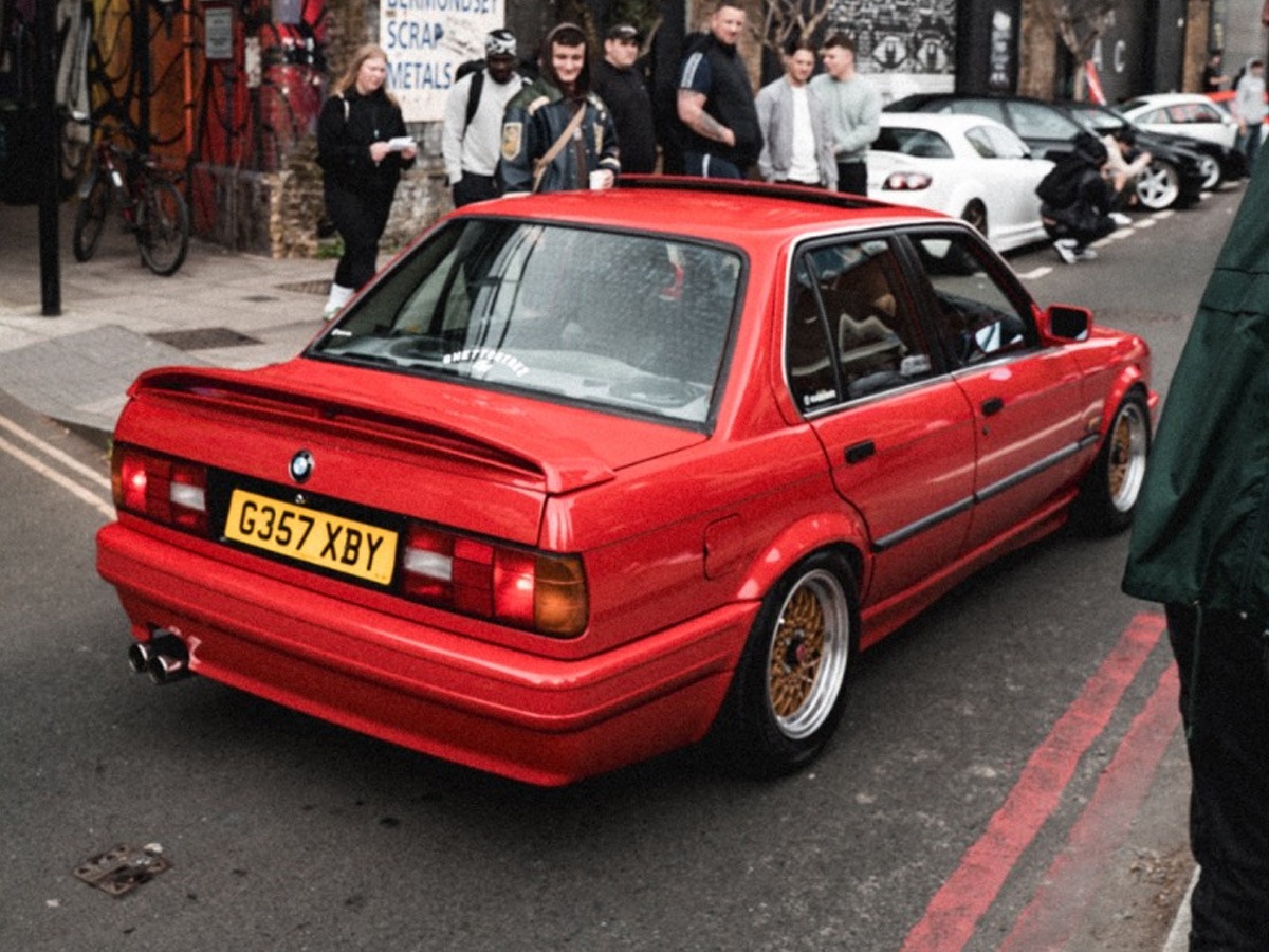 1989 BMW 325 Image 3