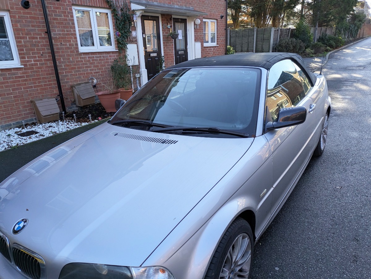 2003 BMW 3 Series Image 8