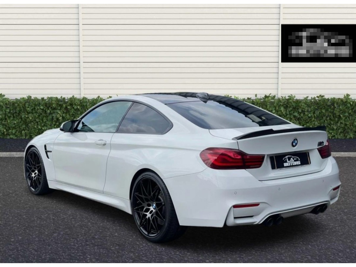 2020 BMW M4 Image 6