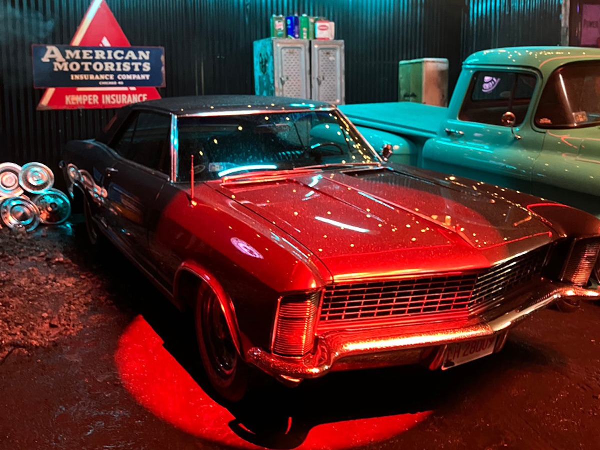 1965 Buick Riviera Image 6