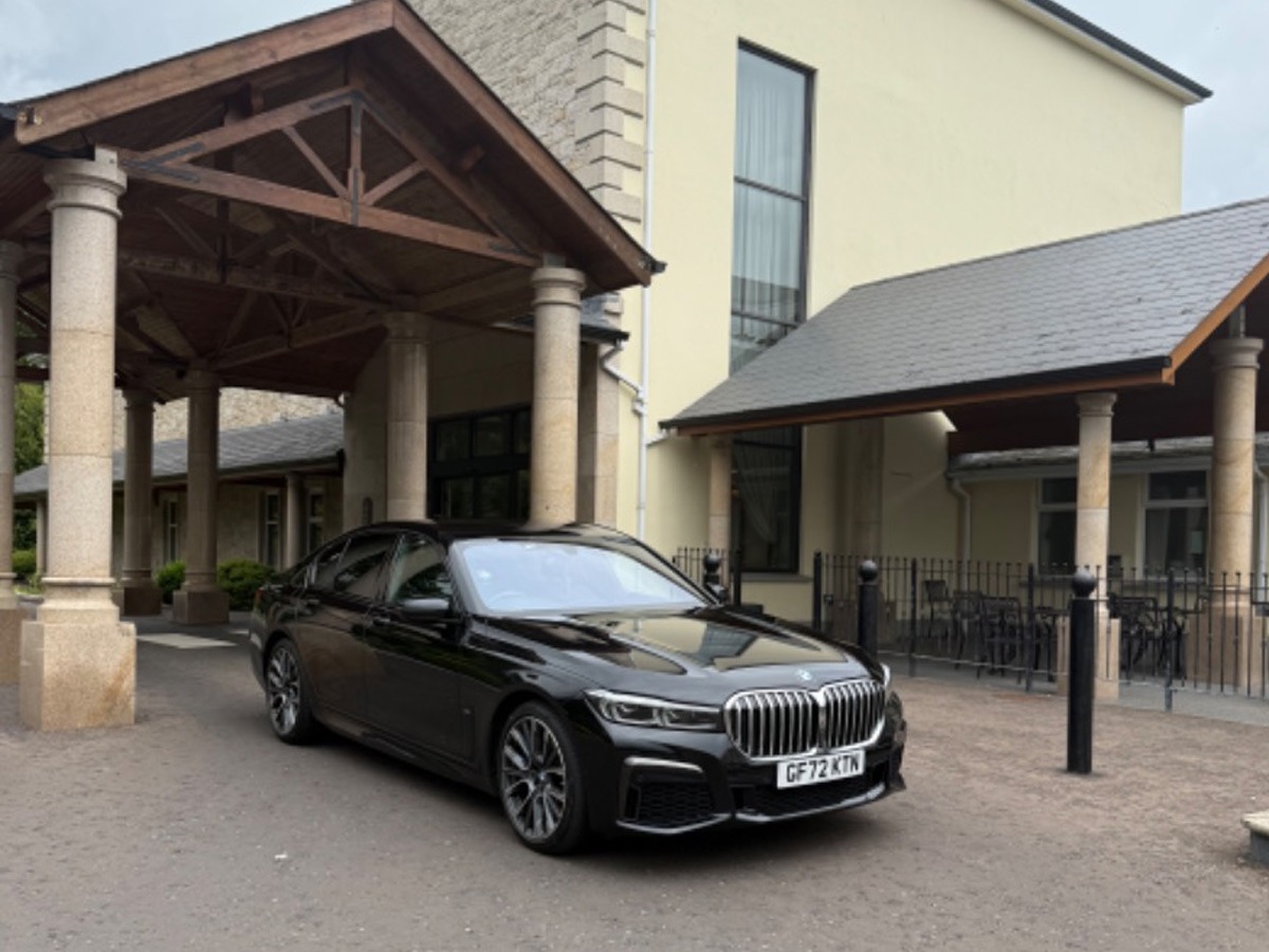 2022 BMW 7 Series Image 1