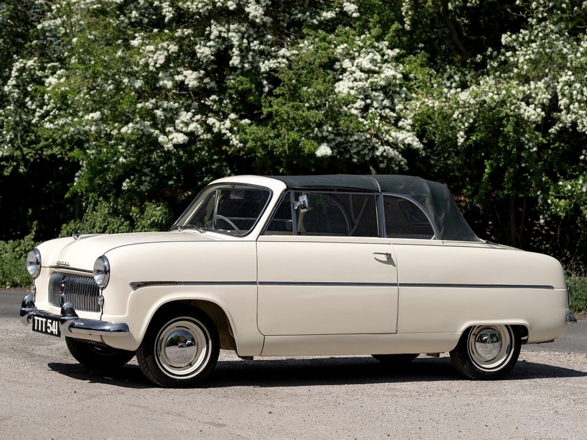 1955 Ford Consul Image 3