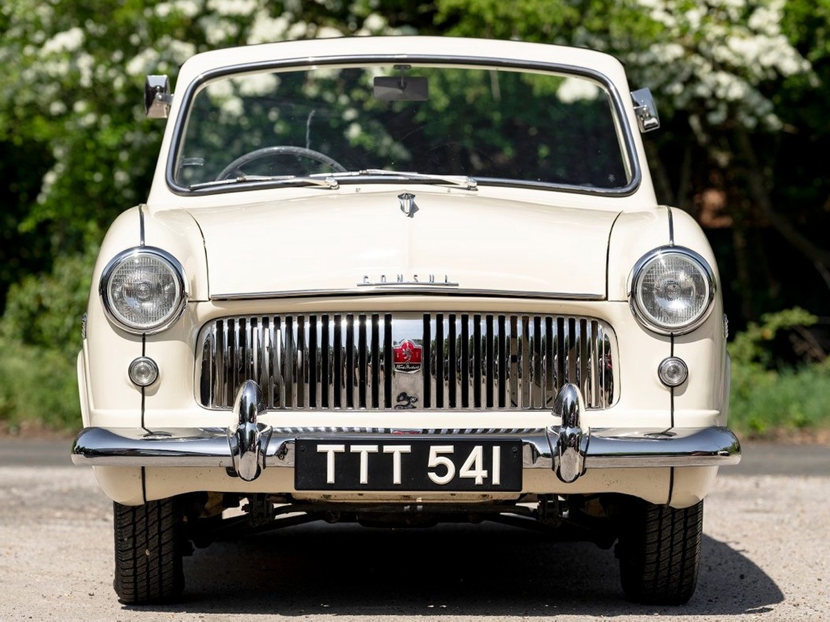 1955 Ford Consul Image 4