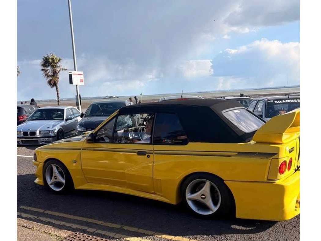 1989 Ford Escort Image 10