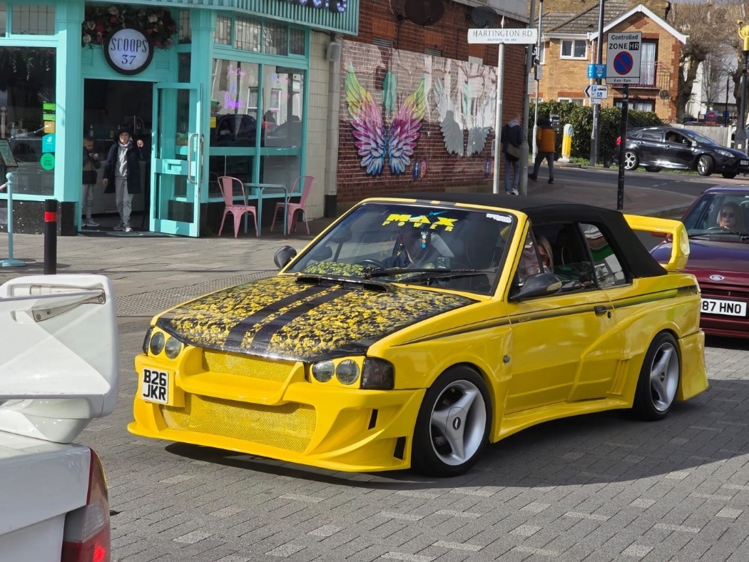 1989 Ford Escort Image 15