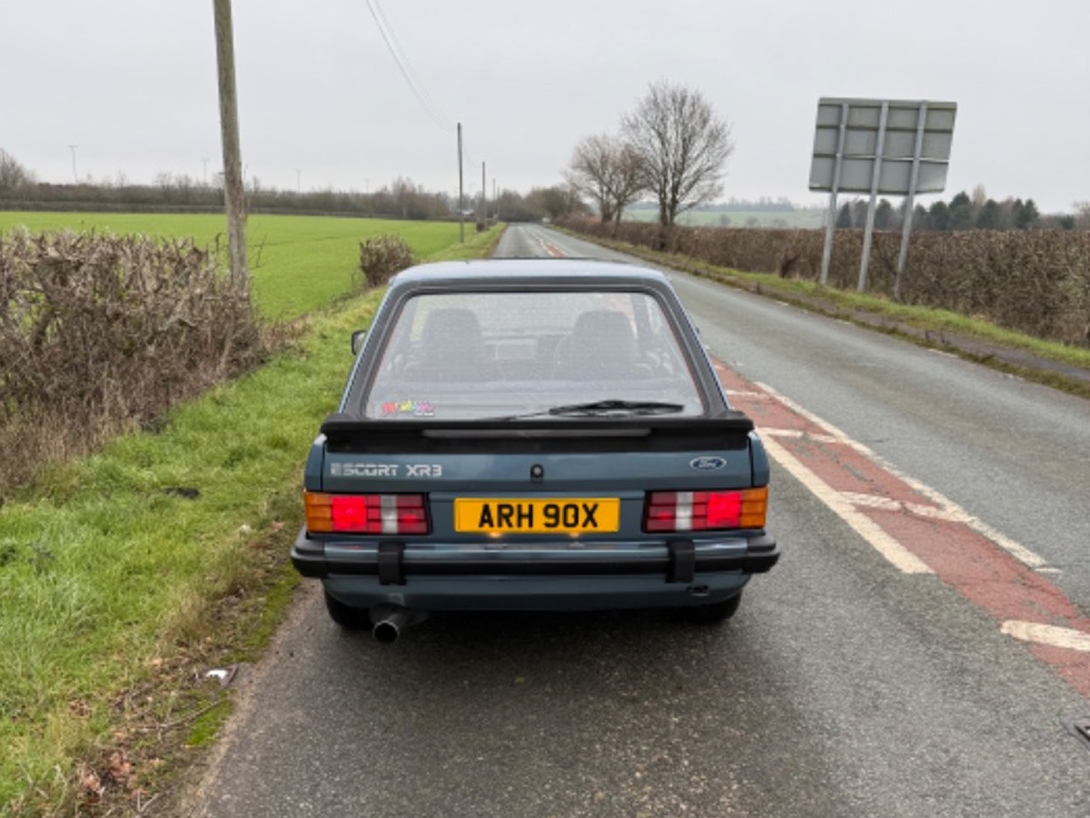1982 Ford Escort Image 2