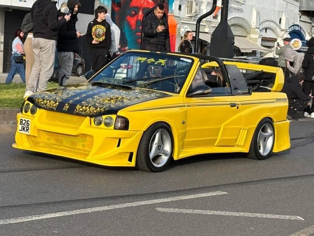 1989 Ford Escort Image 9