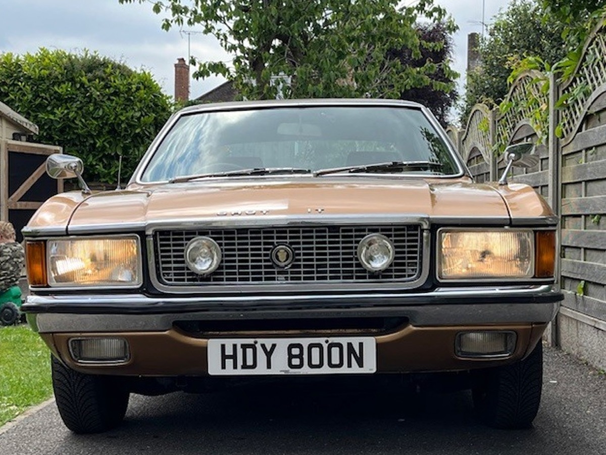 1975 Ford Granada Image 3