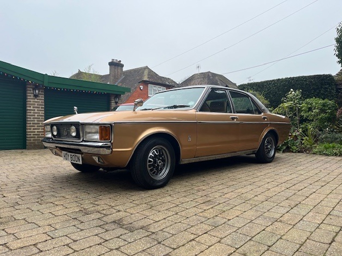 1975 Ford Granada Image 1
