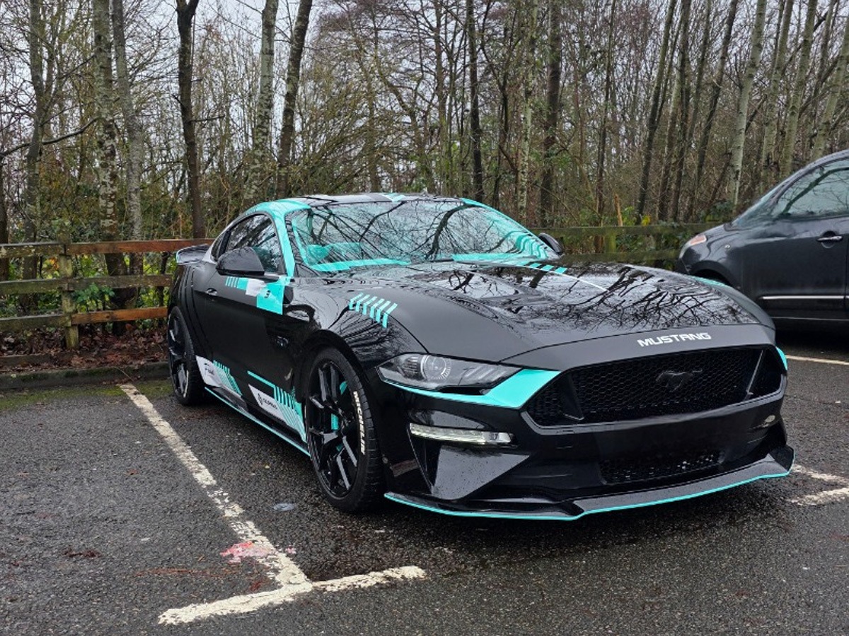 2019 Ford Mustang Image 2