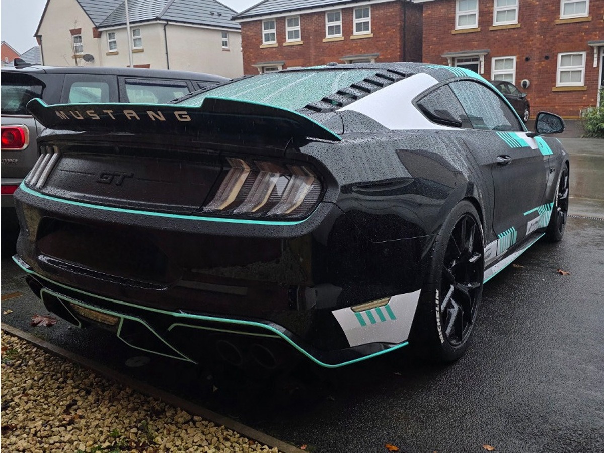 2019 Ford Mustang Image 3