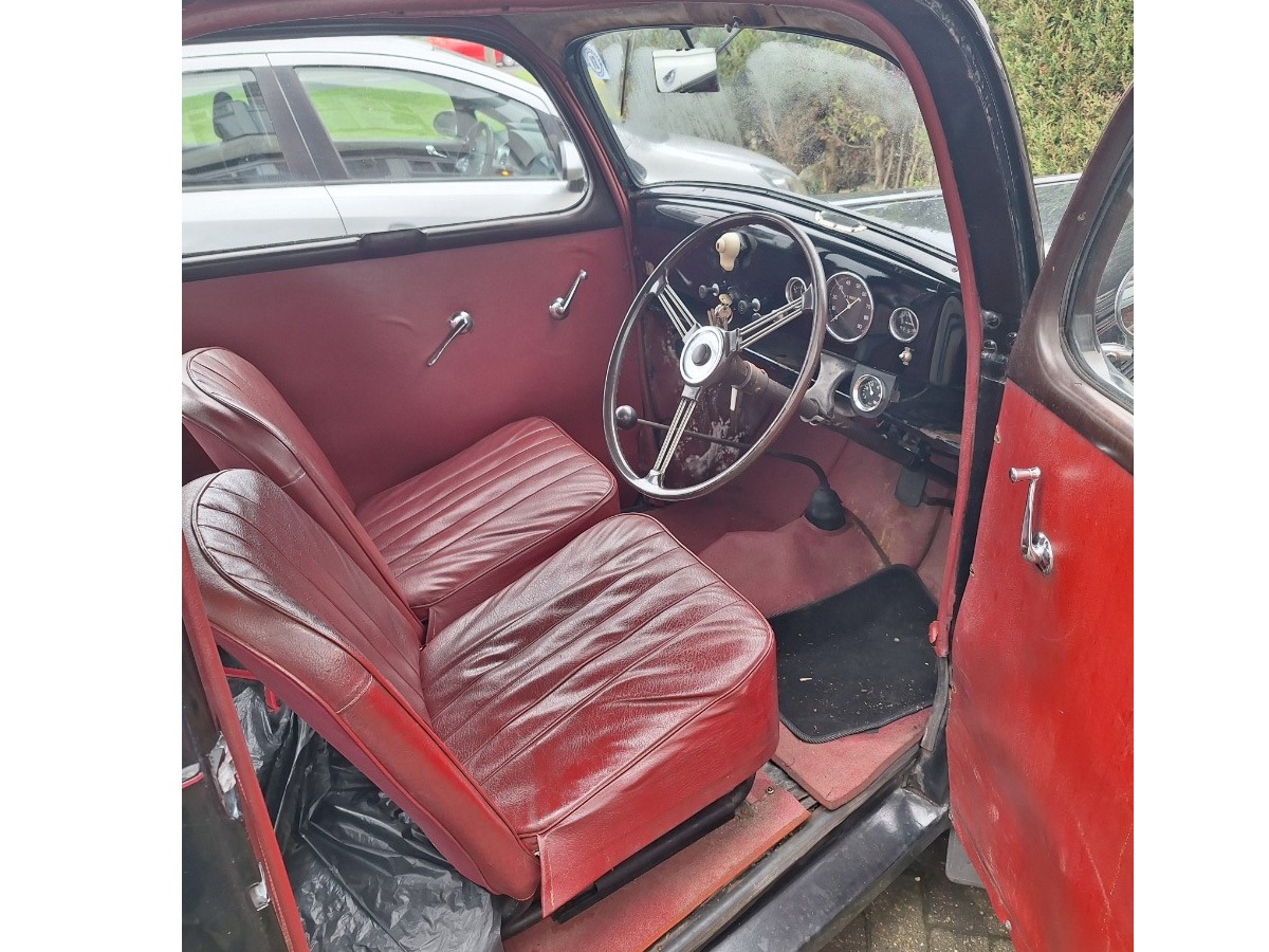 1953 Ford Popular Image 8