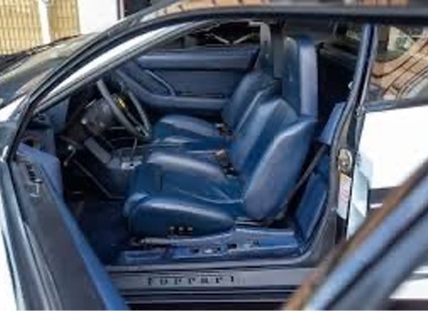 1989 Ferrari Testarossa Image 6