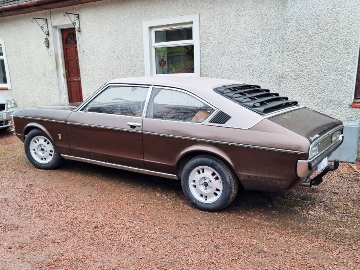 1975 Ford Granada Image 3