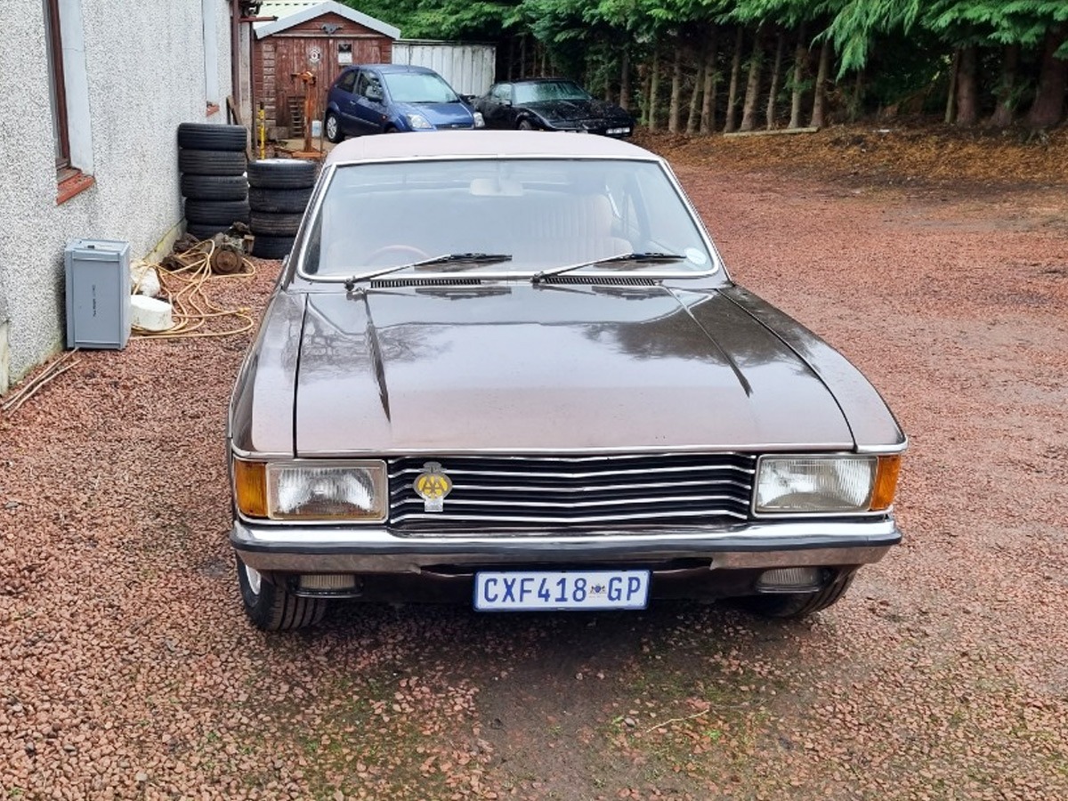 1975 Ford Granada Image 1